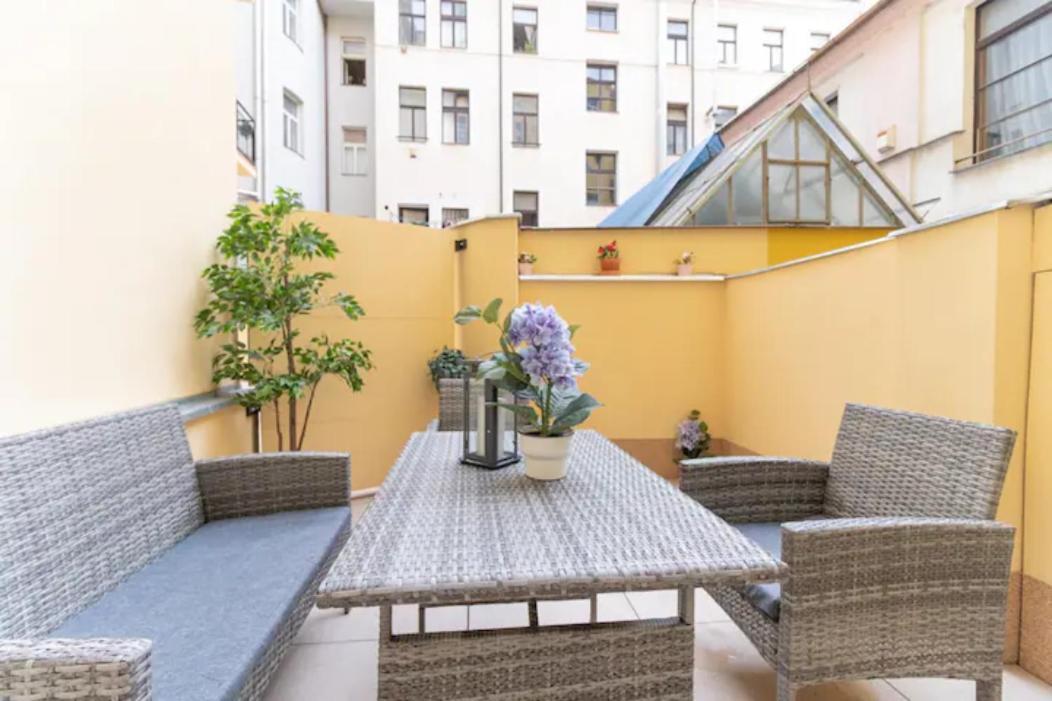 Favorite Apartment In The Center Of Prague 1 Exterior foto